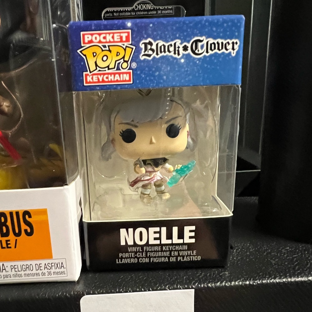 Funko pop noelle keychain